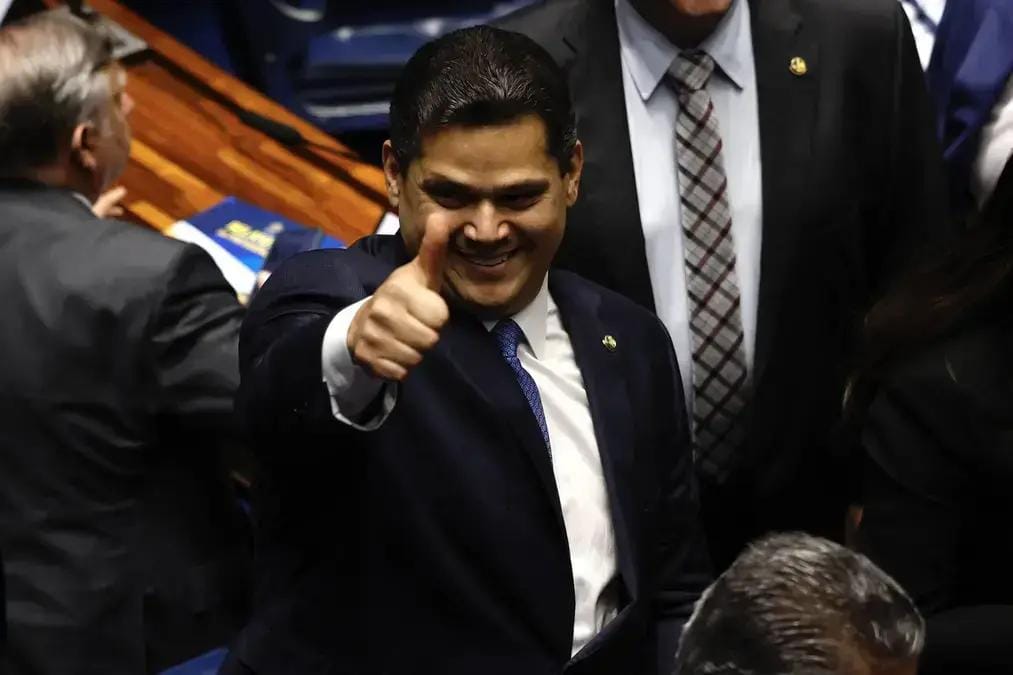 Alcolumbre vitória Senado