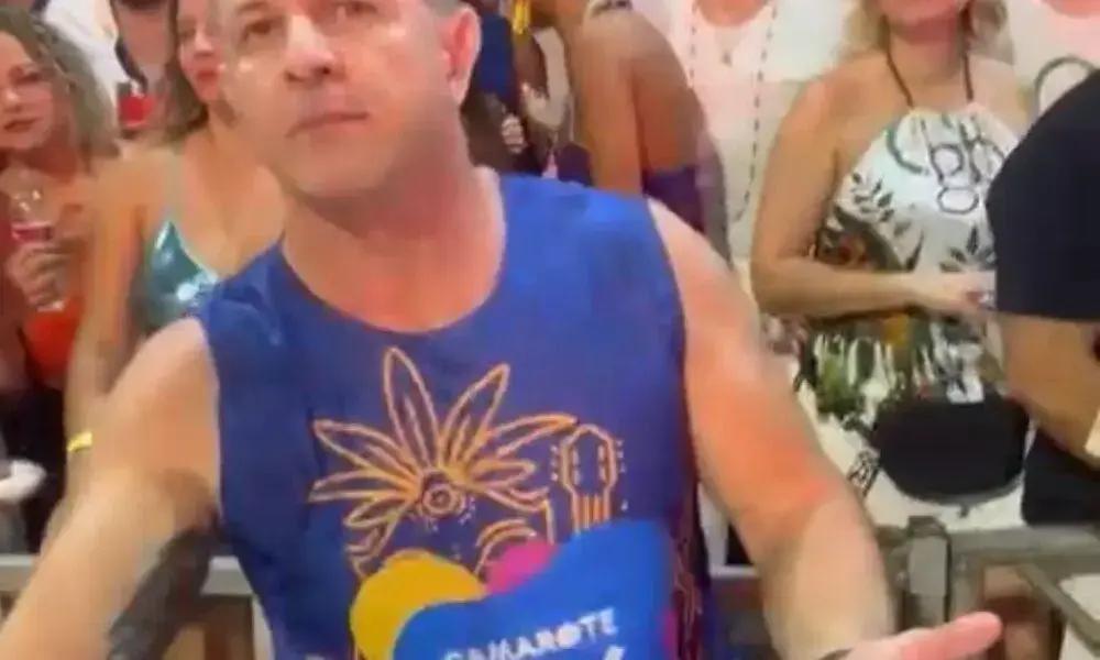 Confusão Carnaval Vitória