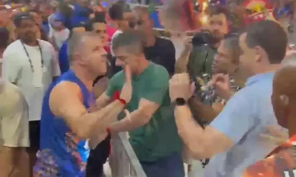 Confusão Carnaval Vitória
