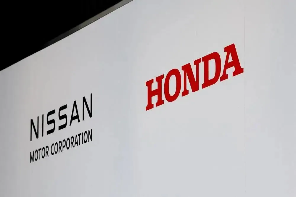 Fusão Nissan Honda