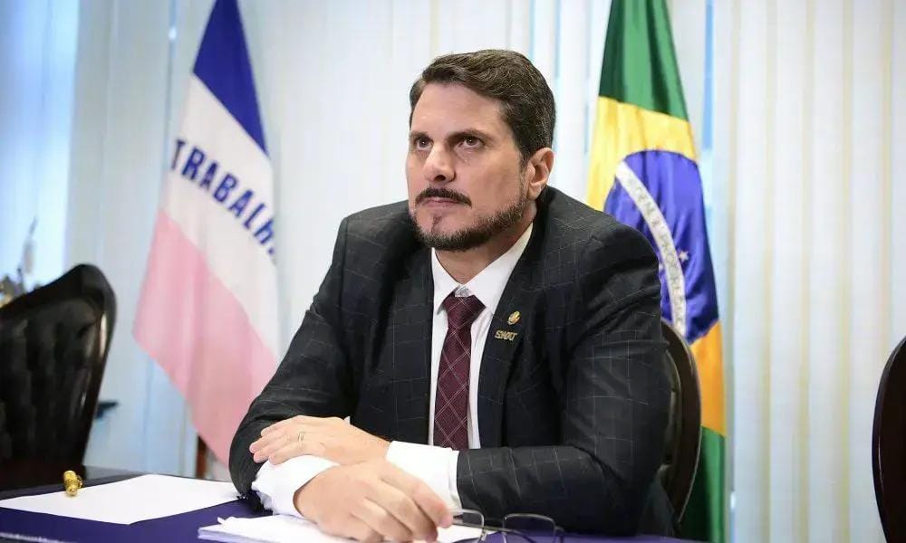 Marcos do Val pede invasão