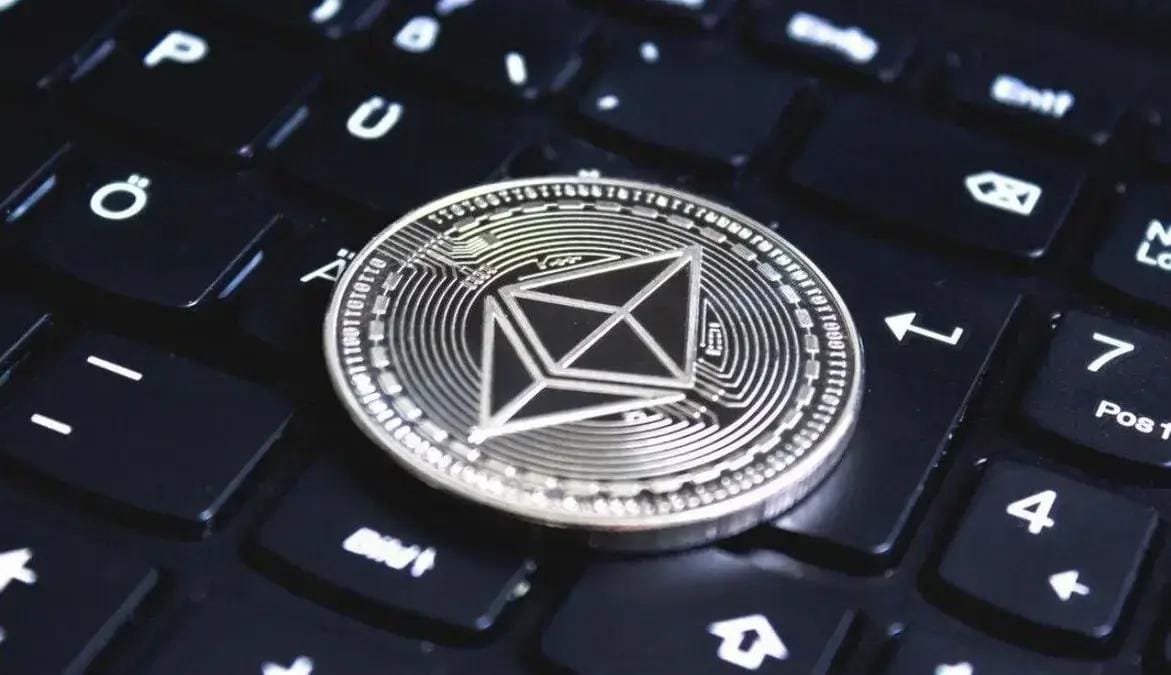 Roubo de criptomoedas