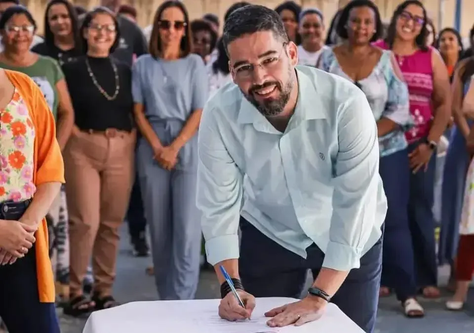 Victor Coelho secretário Turismo