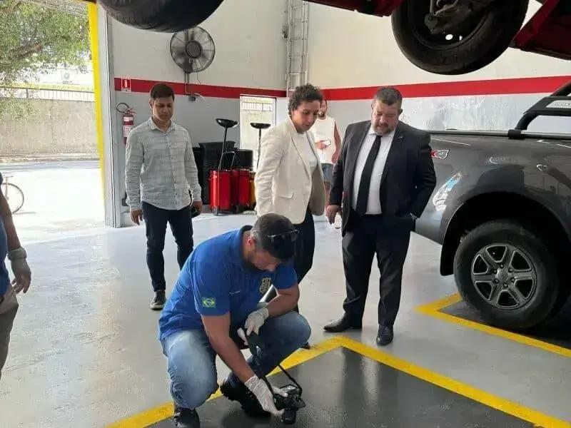 Advogada seguida e rastreada