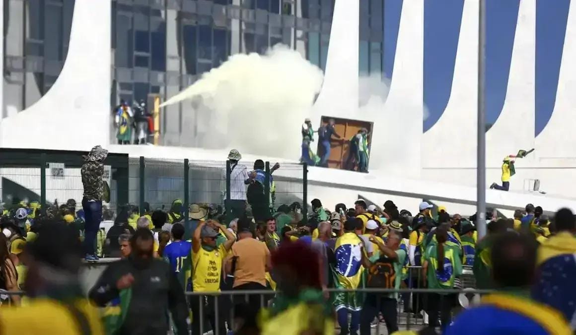 Anistia atos 8 de janeiro