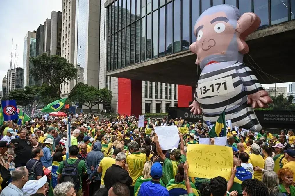 Manifestação de Bolsonaro em Copacabana