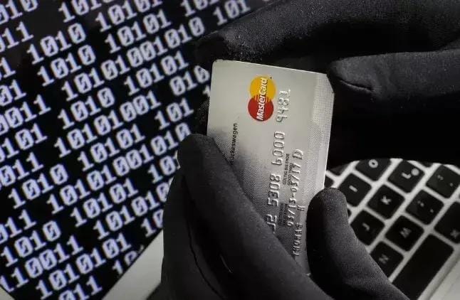 Vazamento de cartões de crédito