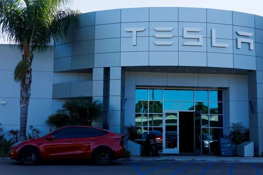 Carro barato da Tesla