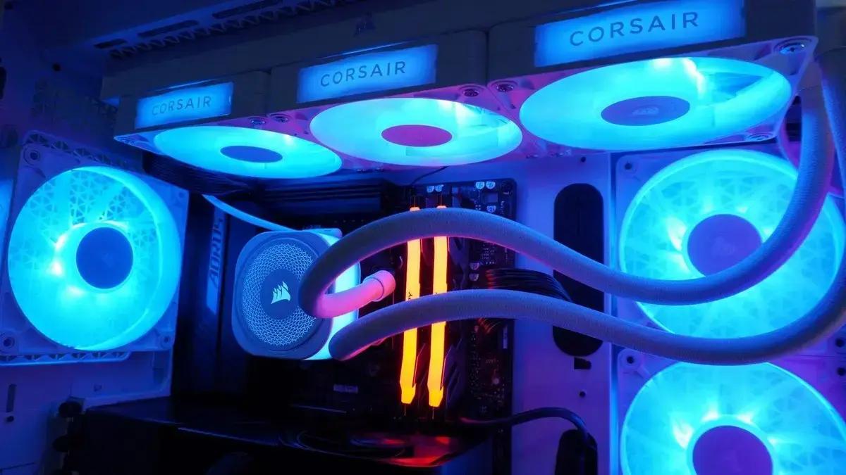 Corsair iCUE Link