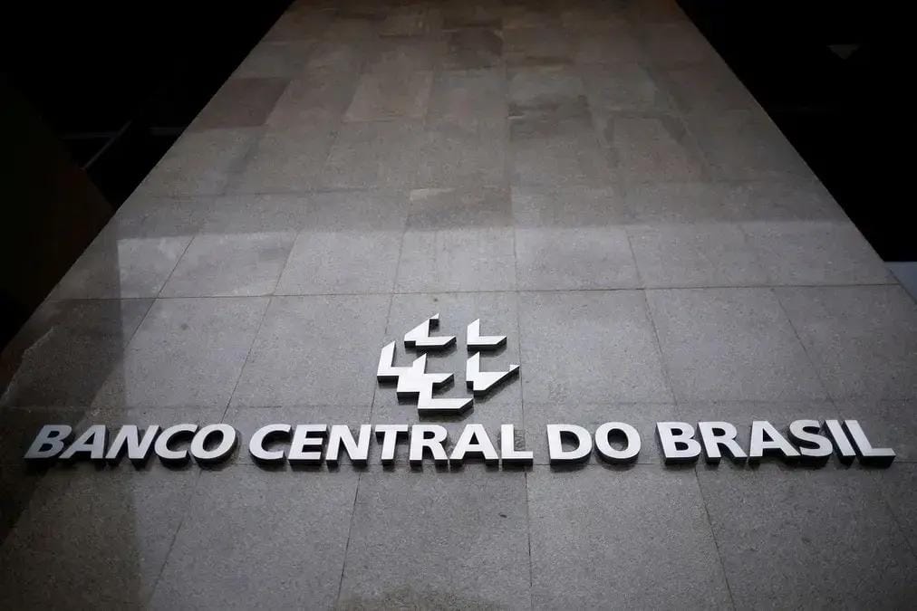 Suspensão de instituições do Pix