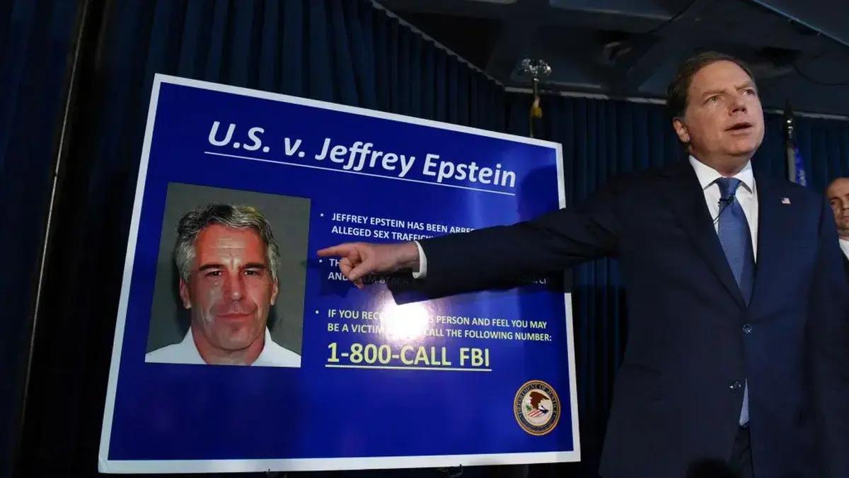 Vídeo da cela de Epstein