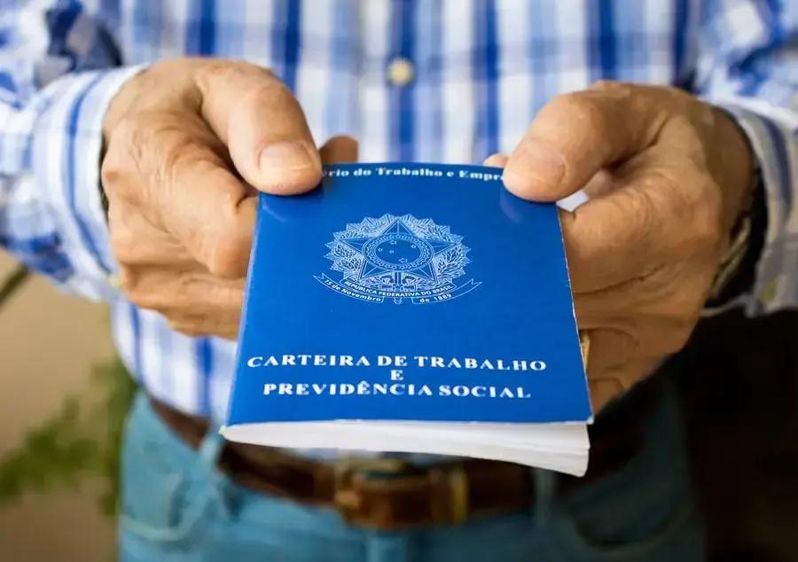 Trabalhadores com mais de 60