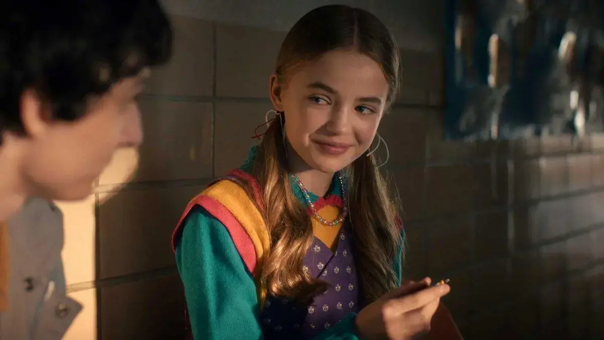 Holly Wheeler em Stranger Things