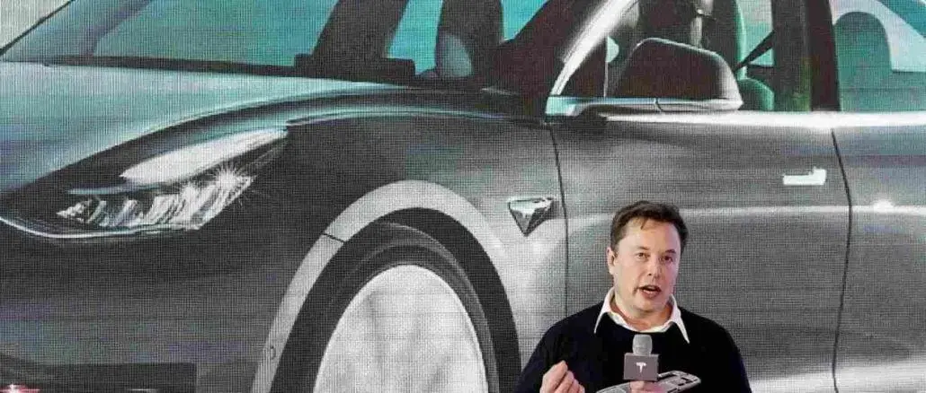 Tesla supervalorizada